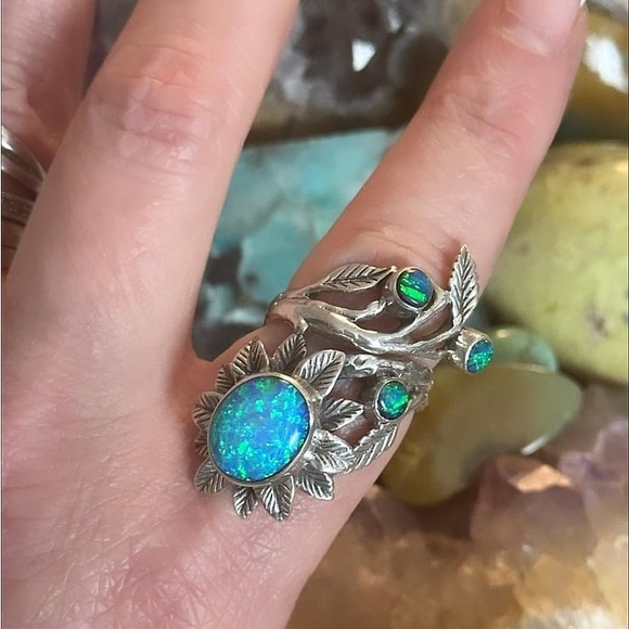 Opal flower statement bypass wrap sterling silver ring - Picture 5 of 9